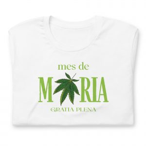 Samarreta blanca en català “Mes de Maria” plegada